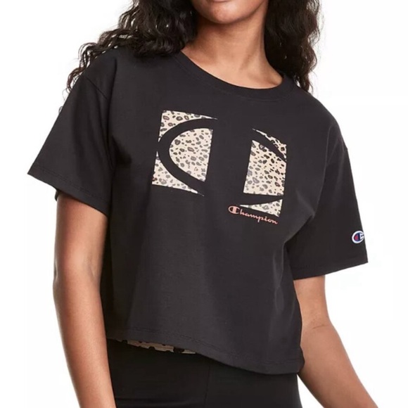 Champion Leopard Crop - Picture 1 of 3